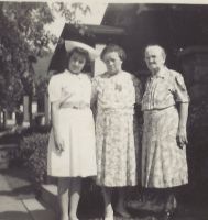 3 generations Virginia, Esther & Dolores